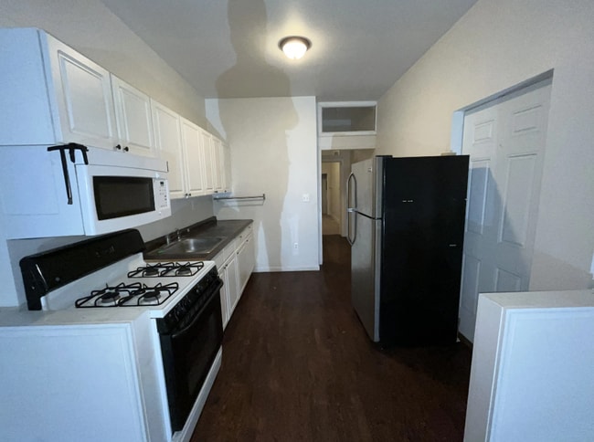 Photo - 600 Jasper St Apartment