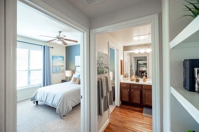 Building Photo - 9900 McNeil Dr