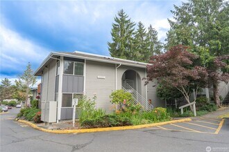 Building Photo - 17203 NE 45th St