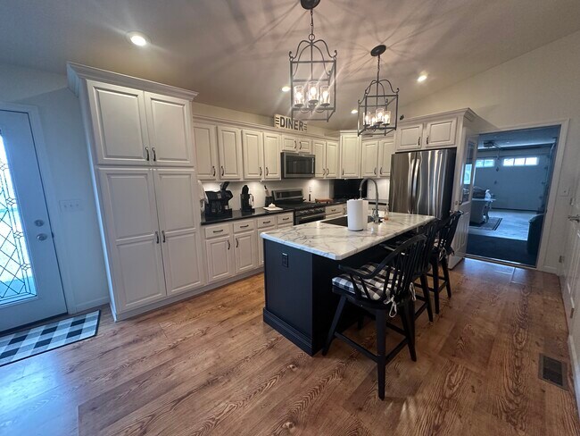 Foto del edificio - 7712 Walnut St