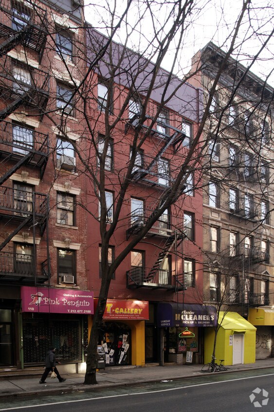 Building Photo - 108 Macdougal St