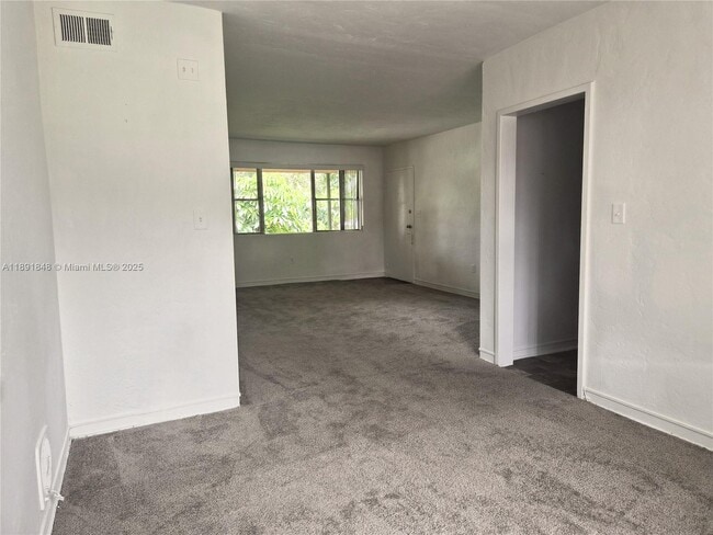 Building Photo - 1719 Gurtler Ct