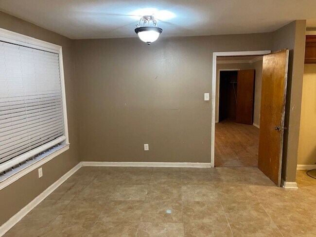 Foto del edificio - 1336 N 29th St