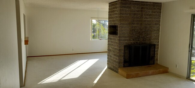 Dining Room - 8036 Pasadena Ave