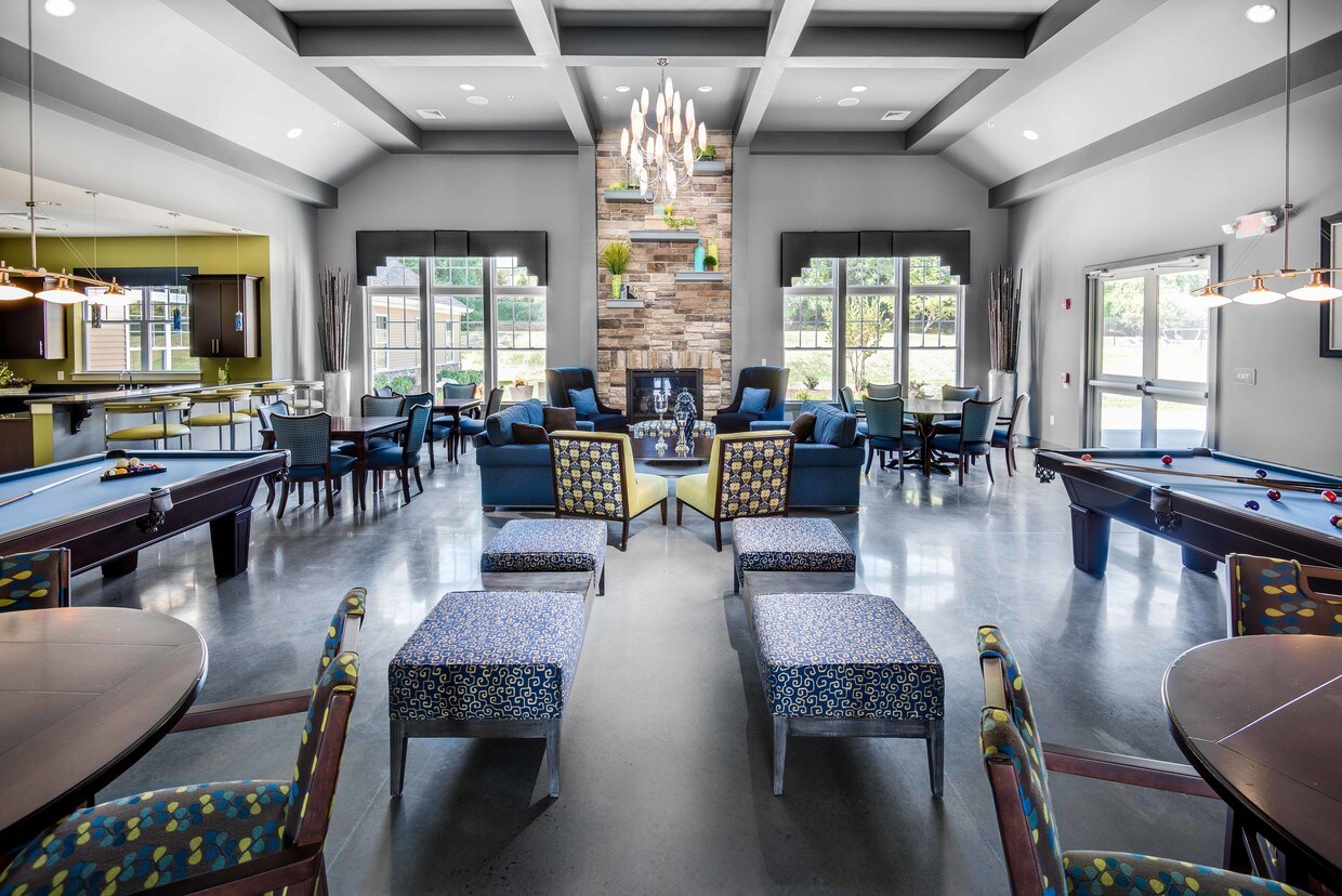 Lynnewood Gardens Apartments in Elkins Park, PA