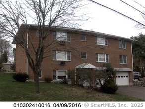Building Photo - 256 Perkins Ave