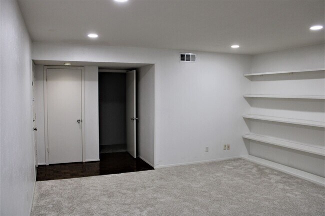Foto del edificio - Birchbrook Drive