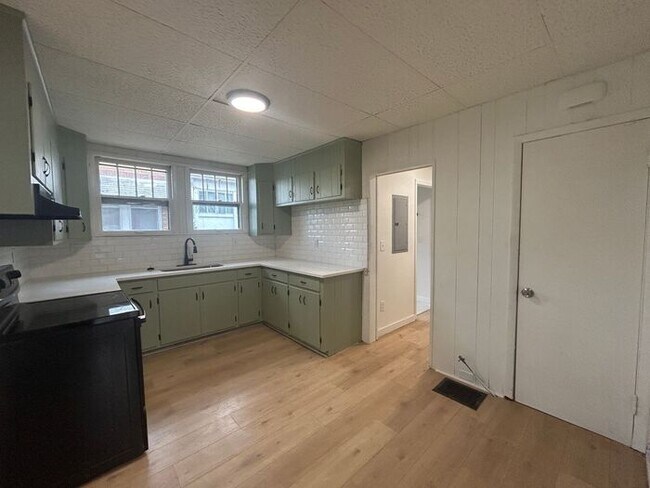 Foto del edificio - 1614 43rd Street Ensley