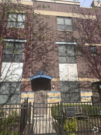 Building Photo - 1143 N Cambridge Ave