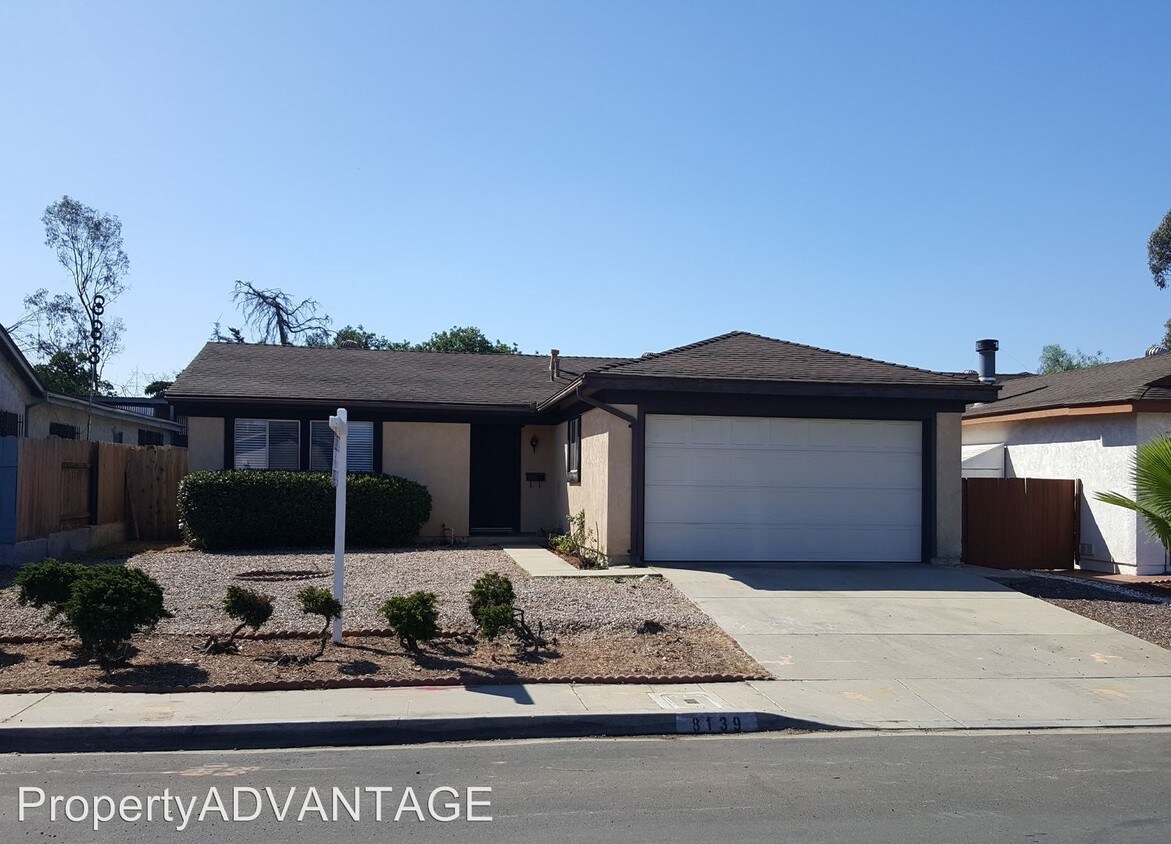 Primary Photo - 2 br, 2 bath House - 8139 Jade Coast Road