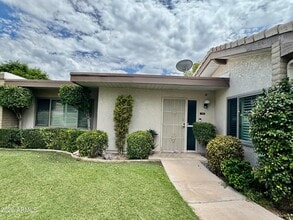 Building Photo - 4800 N 68th St