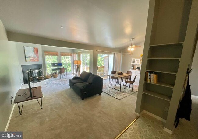 Foto del edificio - 304 Juneberry Way