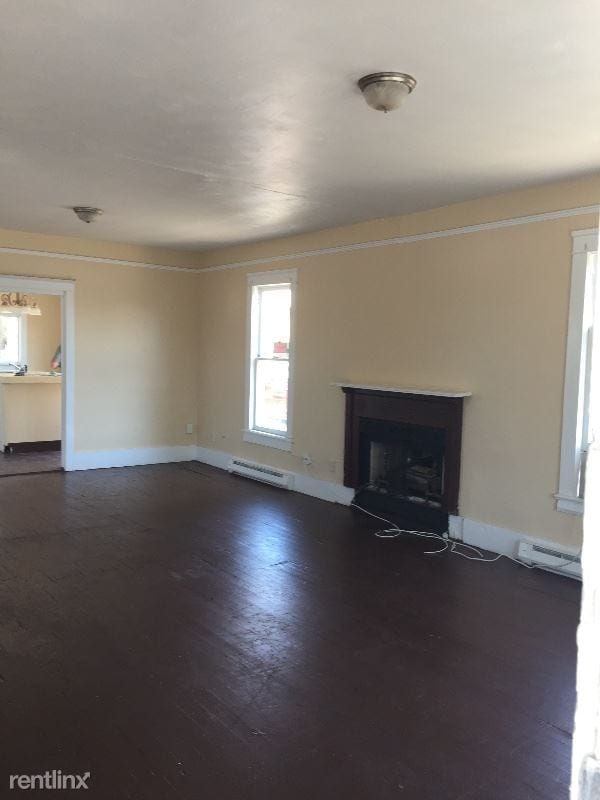 Building Photo - 3 br, 1.5 bath House - 21 S Peninsula Dr