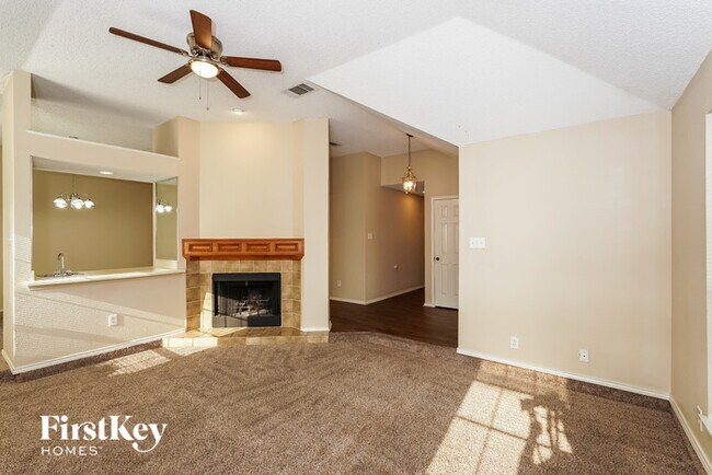 Foto del edificio - 2716 Poplar Spring Rd