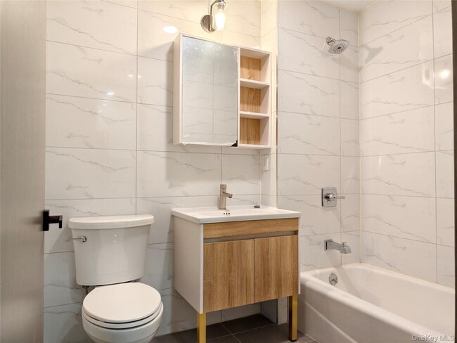 Foto del edificio - 163-07 72nd Ave