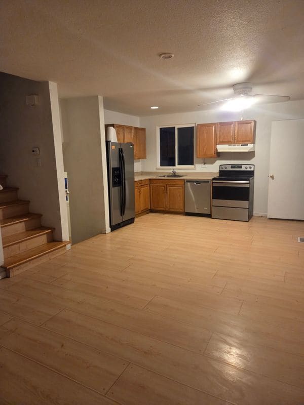 Building Photo - 1899 S Mobile St