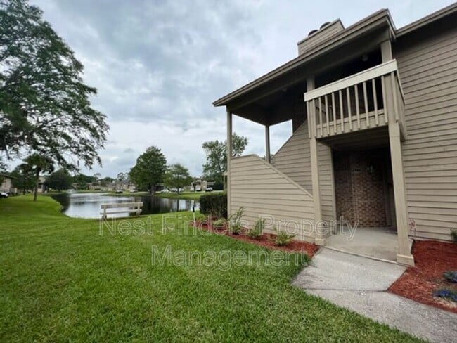 Building Photo - 10200 Belle Rive Blvd