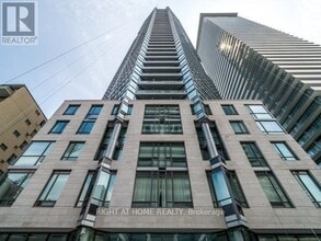 Building Photo - 45 Charles St E
