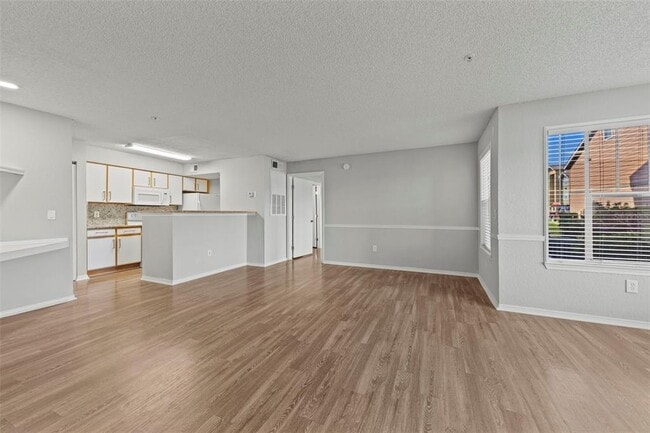 Building Photo - 2212 Grand Cayman Ct