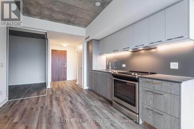 Building Photo - 30 Baseball Pl