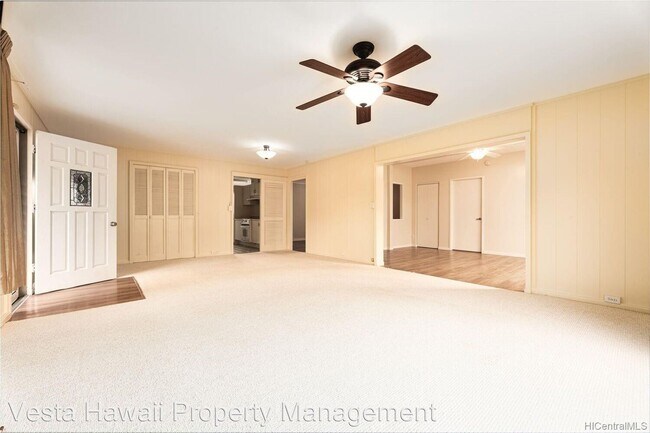 Foto del edificio - 4 br, 2 bath House - 1050 Maunawili Rd.
