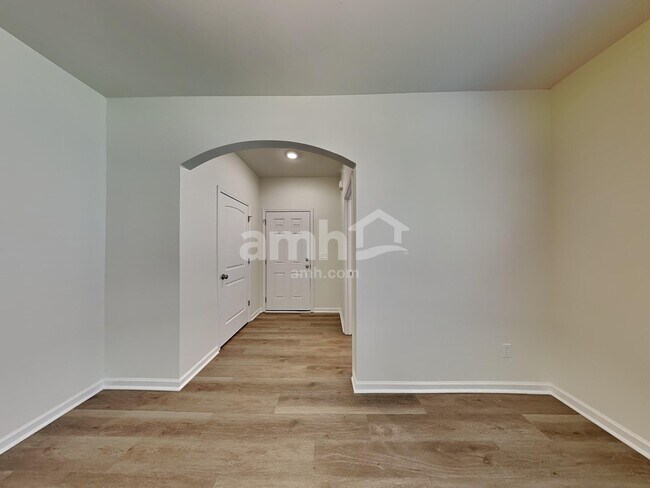 Foto del edificio - 231 Bandelier Cir