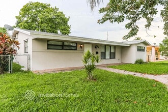 Building Photo - 6516 SW 33rd St