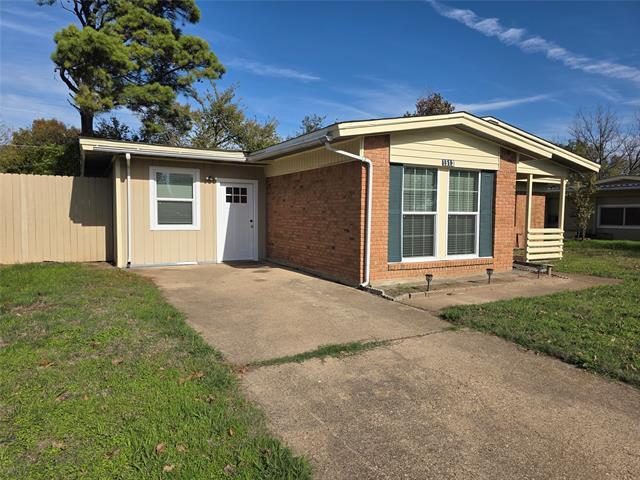 Foto del edificio - 1513 Arcady Ln