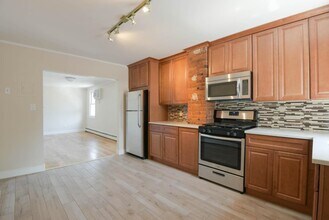 Building Photo - 494 Avenue C
