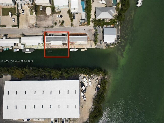 Building Photo - 228 Orchid St