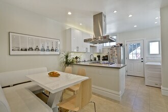 Building Photo - 2130 Mason St