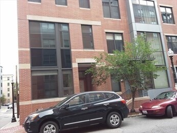 Building Photo - 735 Harrison Ave