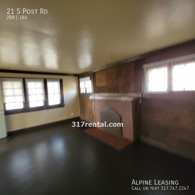 Building Photo - 2 bedrooom East side Home