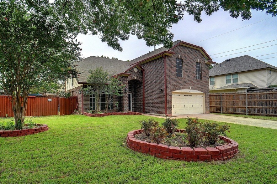 Foto principal - 617 Turtledove Ln