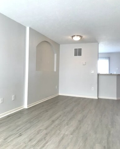 Building Photo - 2680 Sawmill Reserve Dr