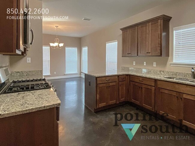 Building Photo - 12919A Churchill Dr-