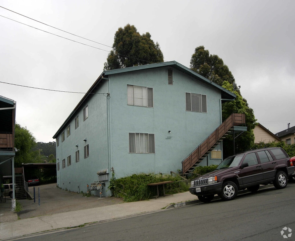 Building Photo - 1120 Yuba Ave