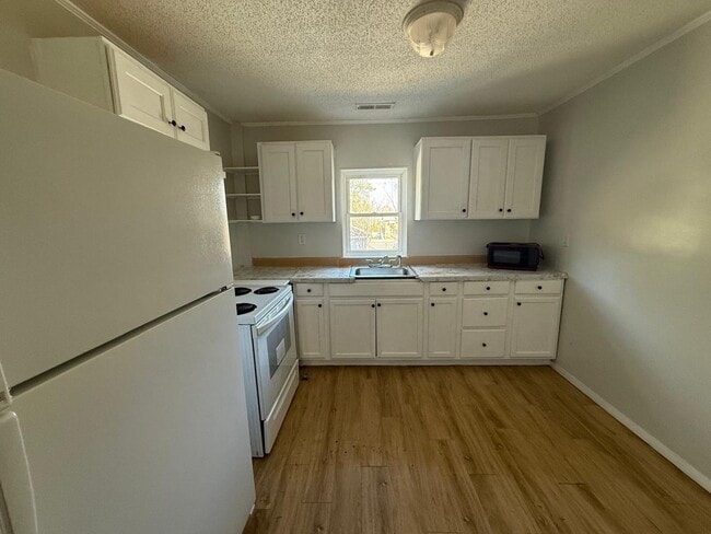 Photo - 1703 Singleton St Townhome