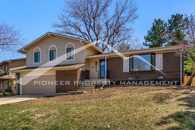 Foto del edificio - Charming Home with Washer/Dryer and Fenced...