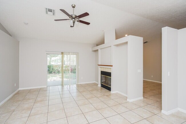 Building Photo - 963 Wicketrun Dr