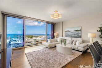 Building Photo - 1555 Kapiolani Blvd
