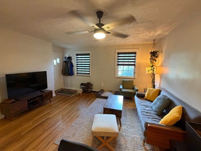 Foto del edificio - 306 N 11th St