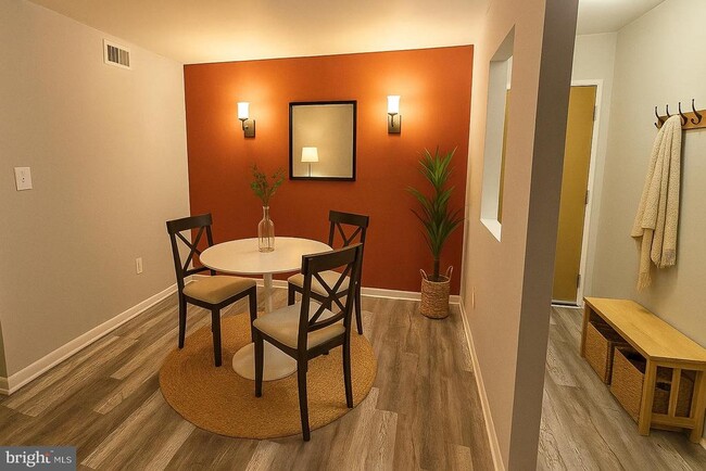 Foto del edificio - 9633 White Acre Rd
