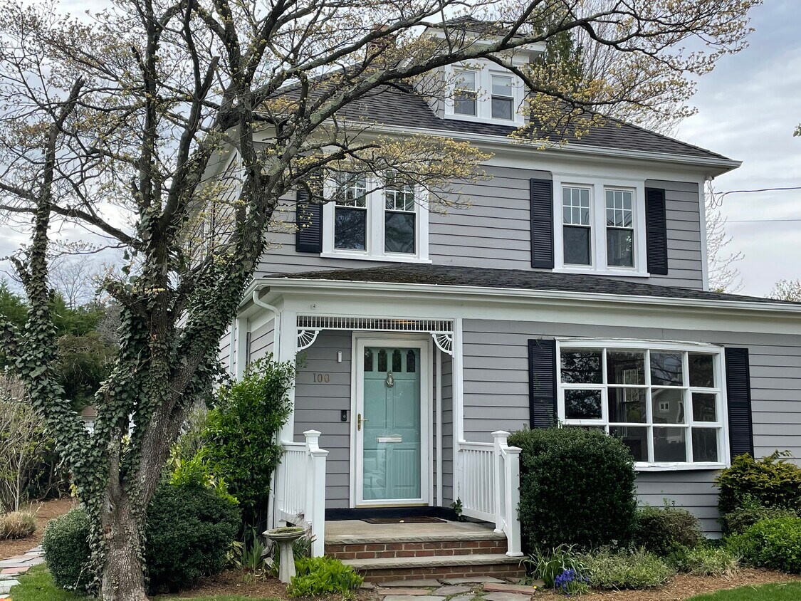 Foto principal - 100 Bingham Ave