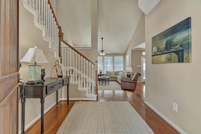 Foto del edificio - 15 Cobble Gate Pl