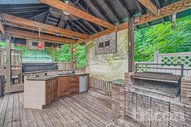 Foto del edificio - 1534 Hayden Mill Way