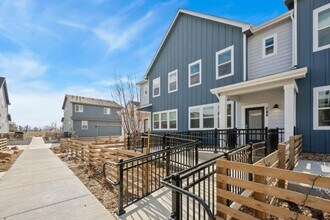 Building Photo - 748 Silver Maple Ln