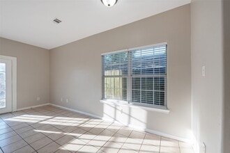 Building Photo - 6512 Nunn St