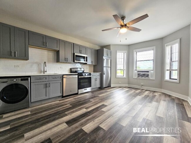 Building Photo - 0 bedroom in GLENCOE IL 60022