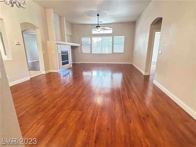 Foto del edificio - 1128 Fairbury St